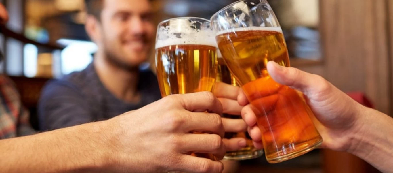 Μπύρα: Nα τι καλό συμβαίνει στην καρδιά αν πίνετε 1-2 ποτήρια την ημέρα